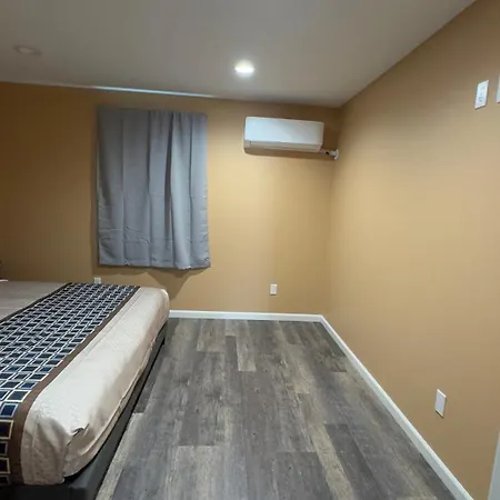 Far West Cabin-Tiny Homes Rental Forks Extérieur photo