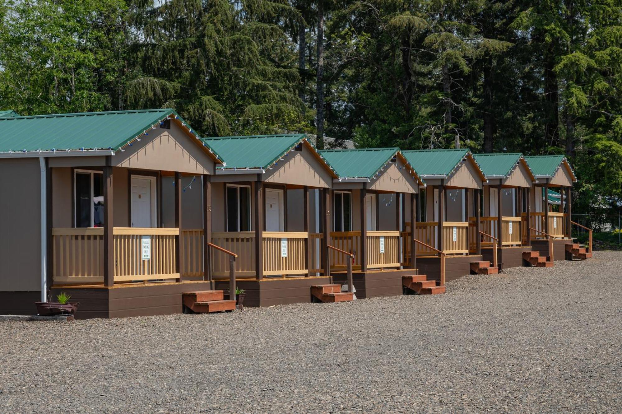 Far West Cabin-tiny Homes